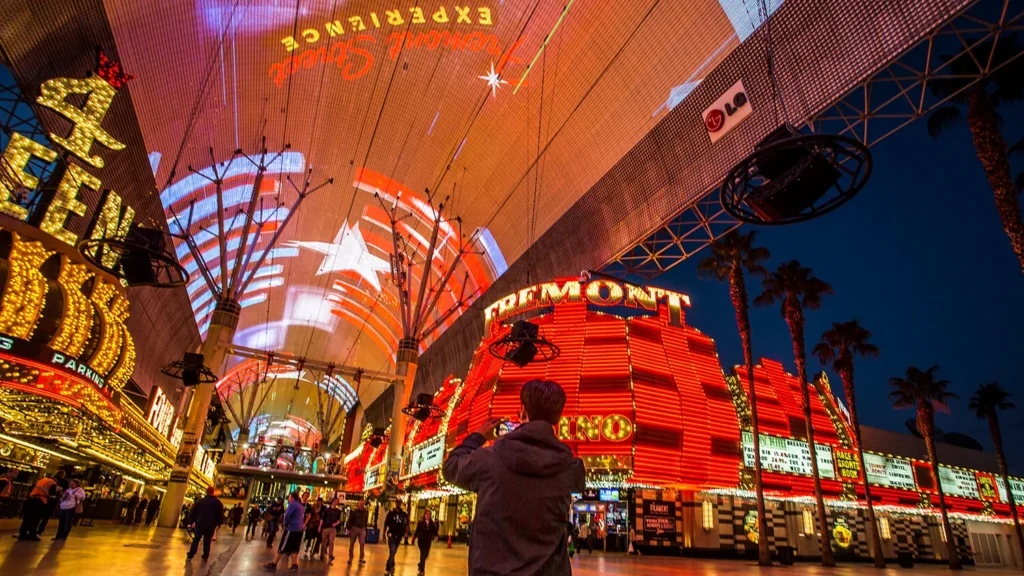 Top 10 Places to Visit in Las Vegas in 2024 l Tourist Attractions 8 Fremont Street Experience