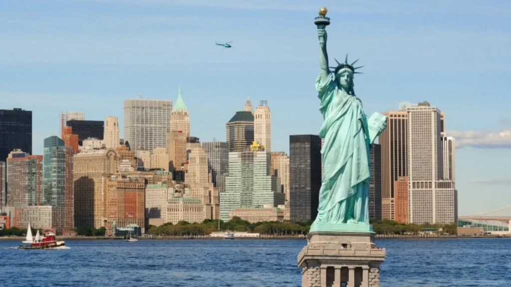Top 10 Must-Visit Places in New York City: Tourist Attractions 8 Statue Of Liberty